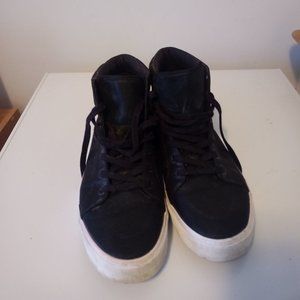 Old navy casual shoes